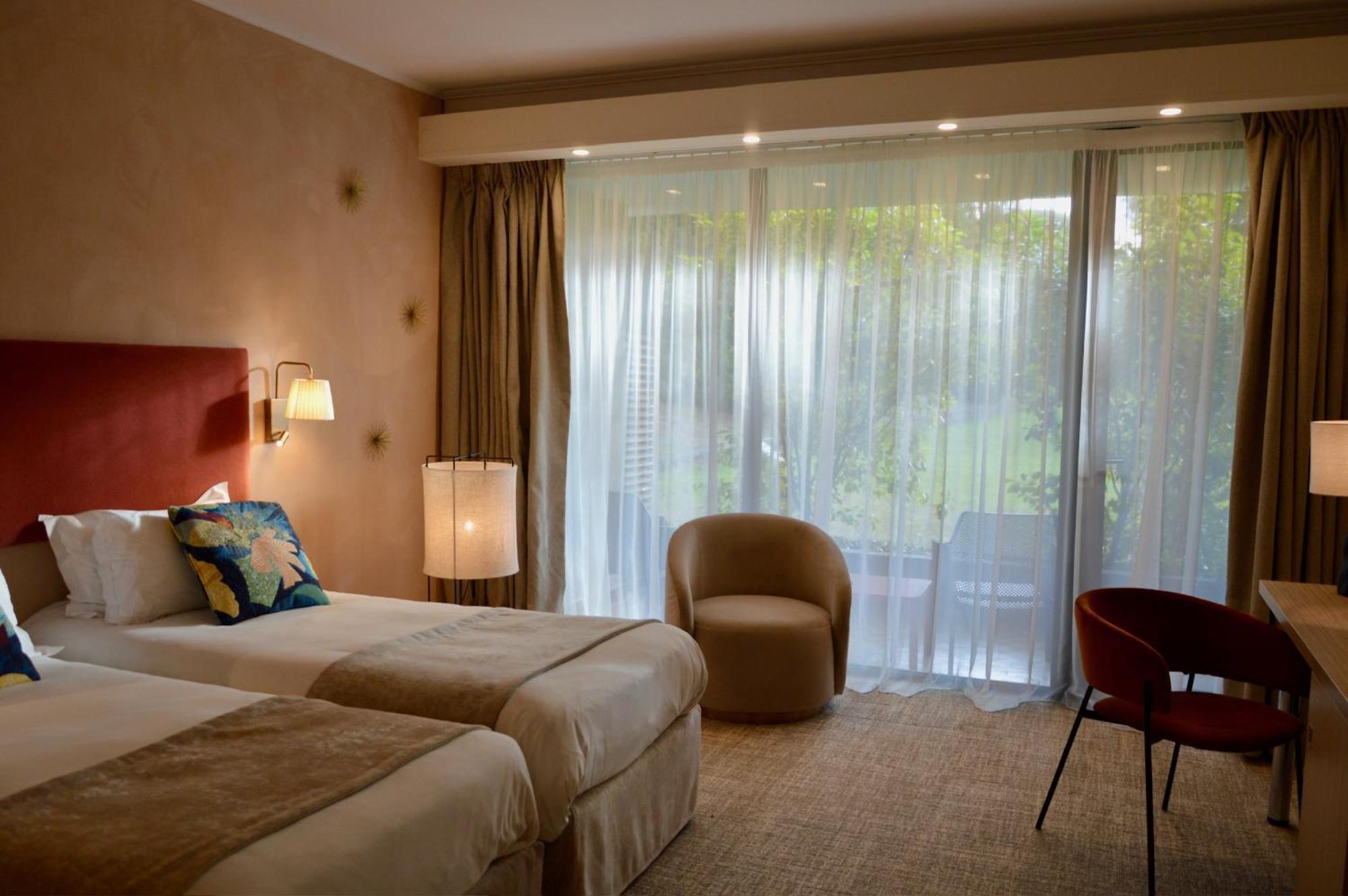 Western Sévan Parc Hotel 4*