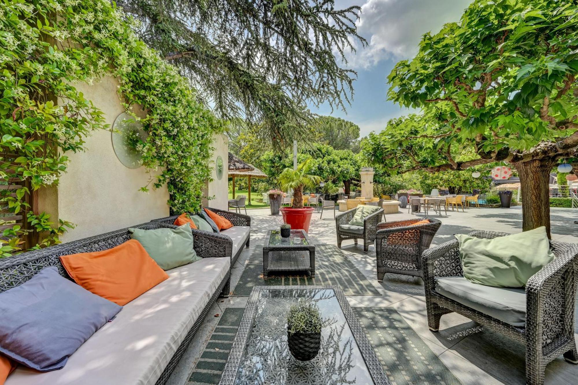 Western Sévan Parc Hotel 4*