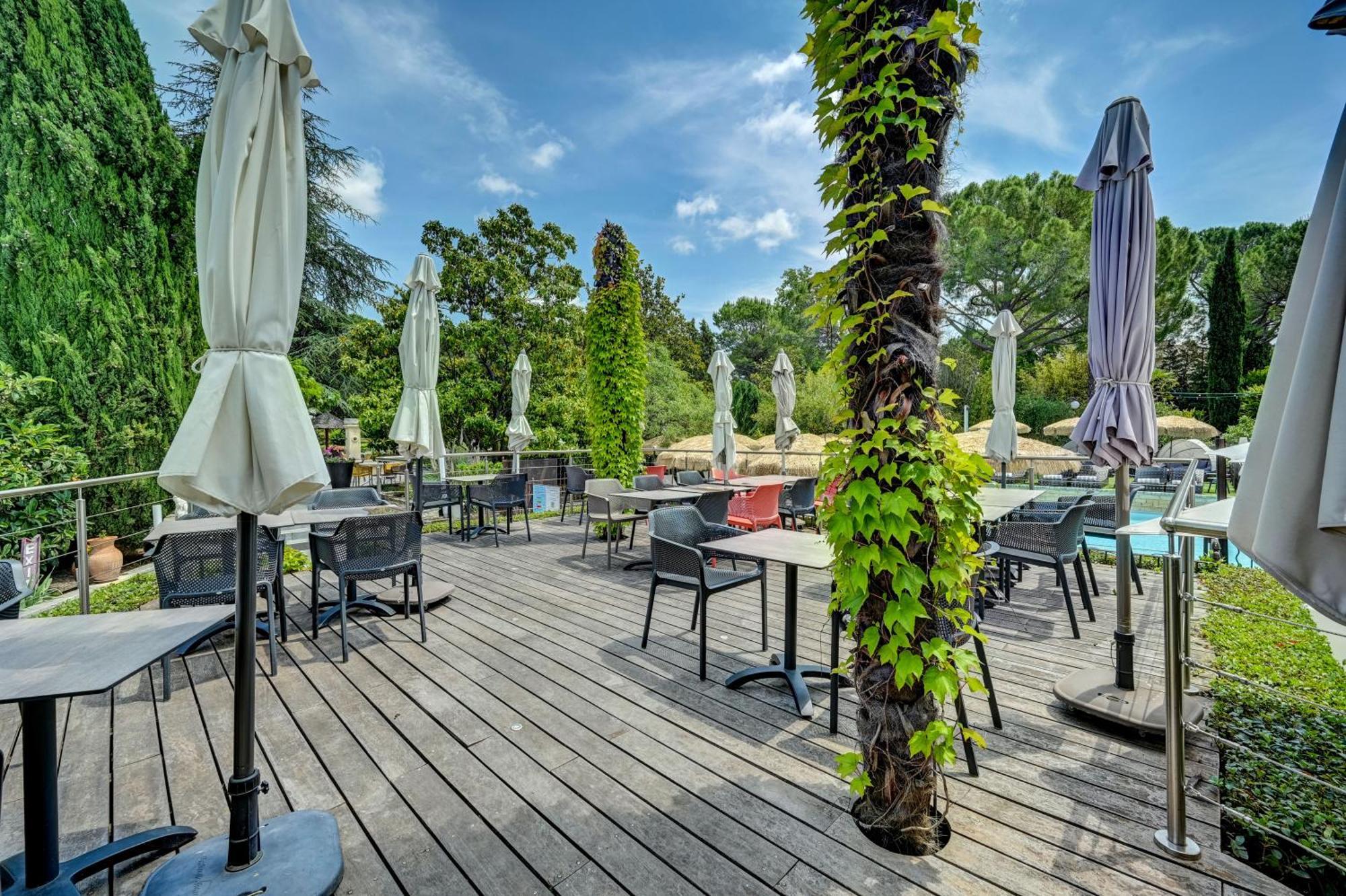 Western Sévan Parc Hotel 4*