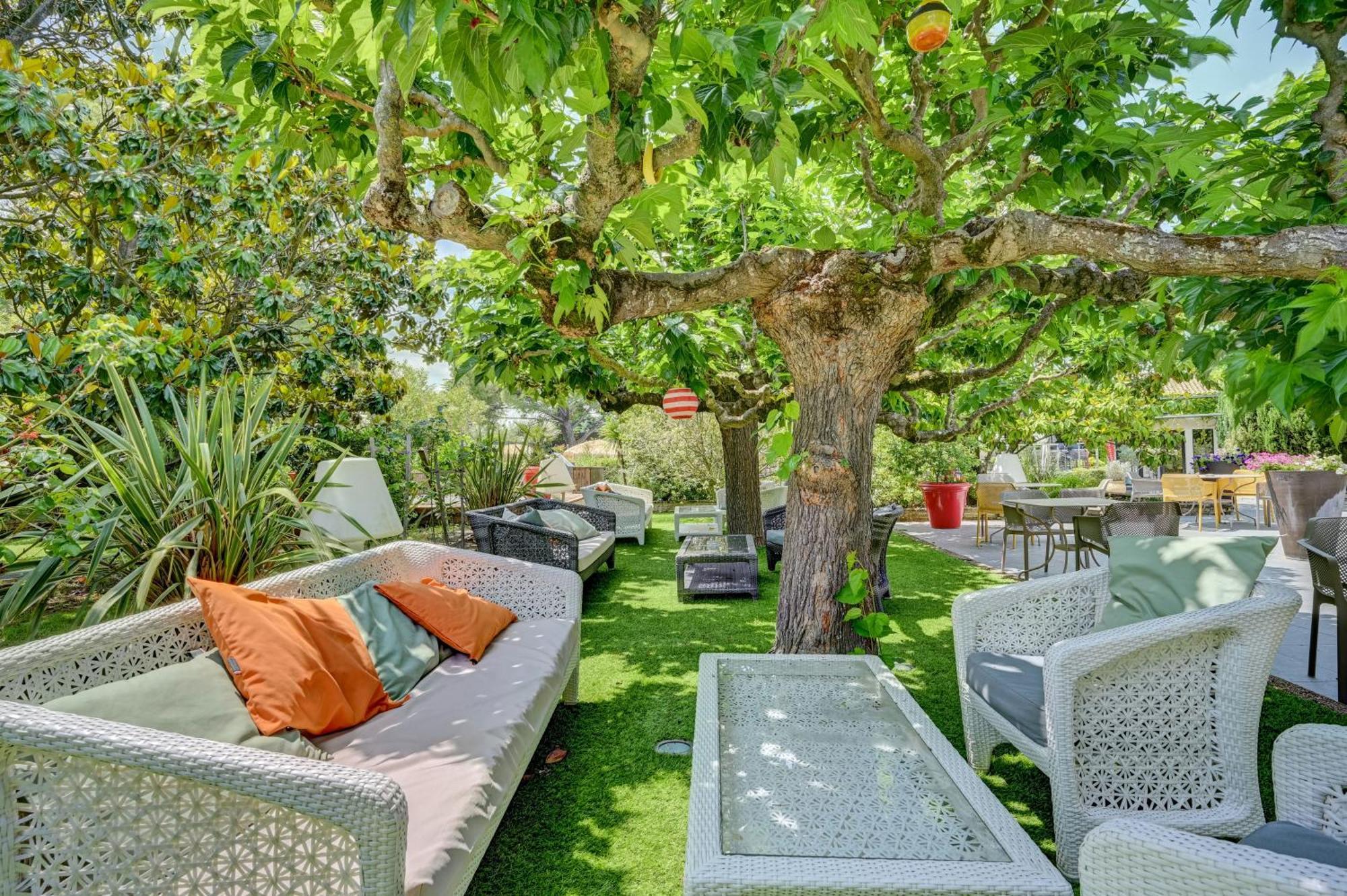 Western Sévan Parc Hotel 4*